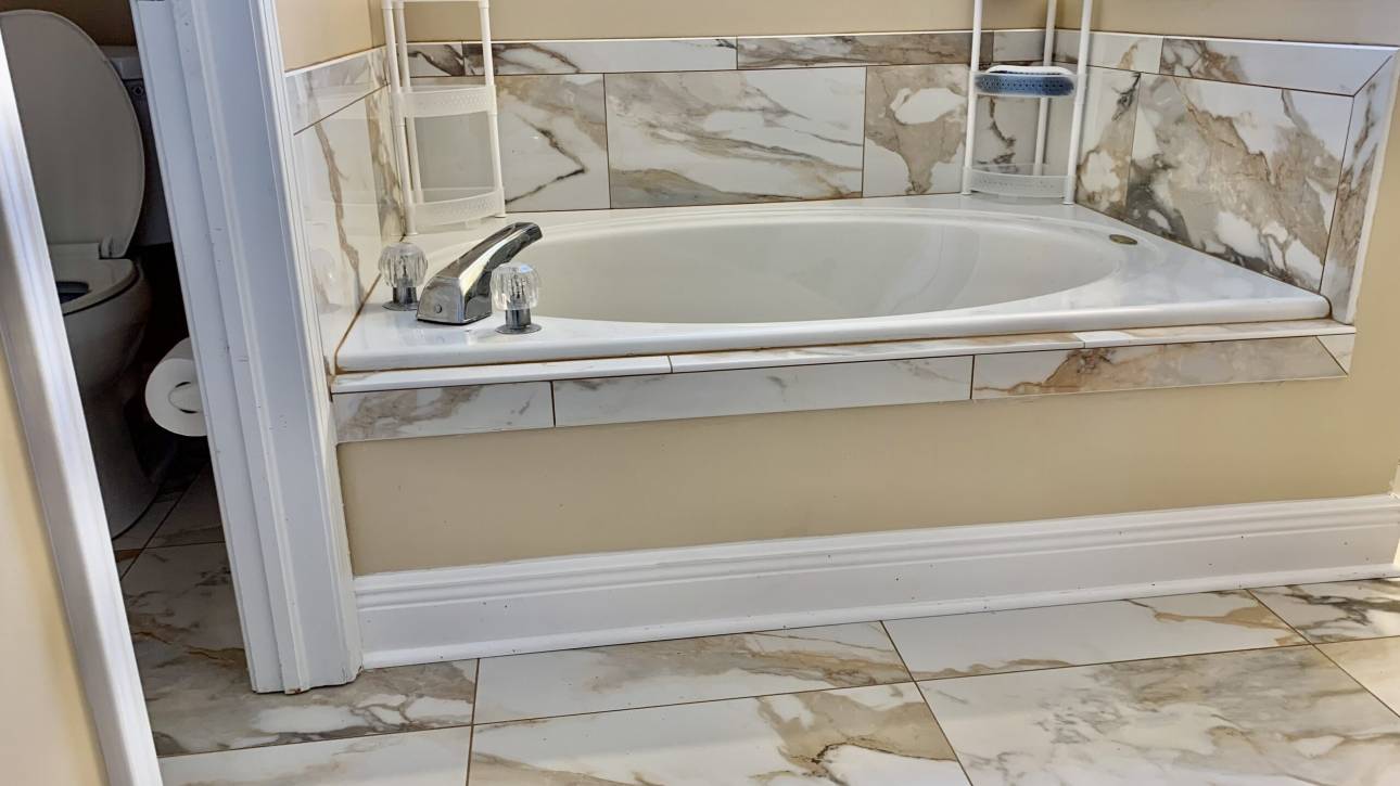 porcelain vs ceramic tile flooring